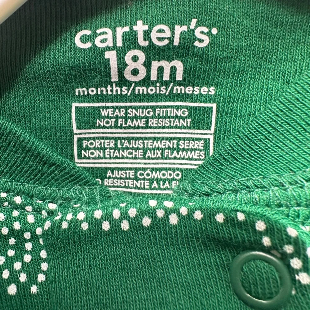 🆕Carter’s Christmas Onesie